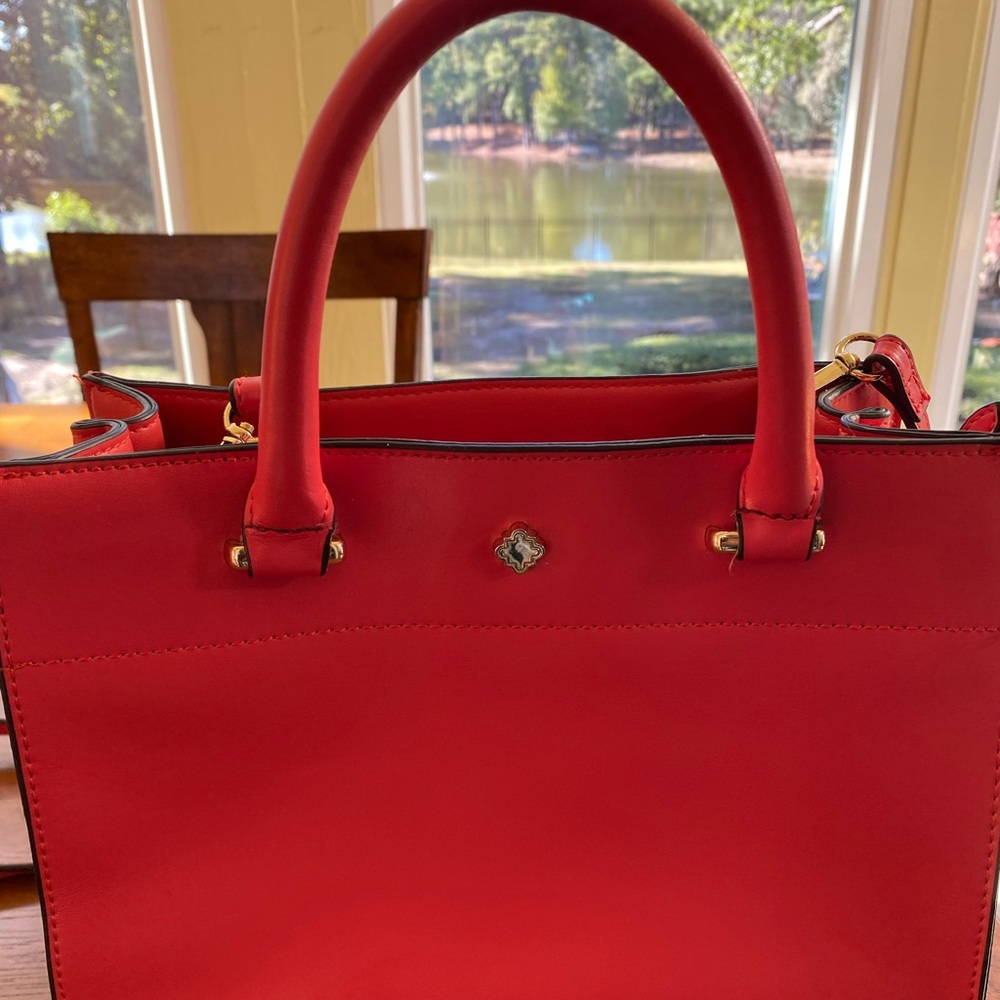 Pre-owned Small Crown and Ivy Tote Bag with strap, Coral Color